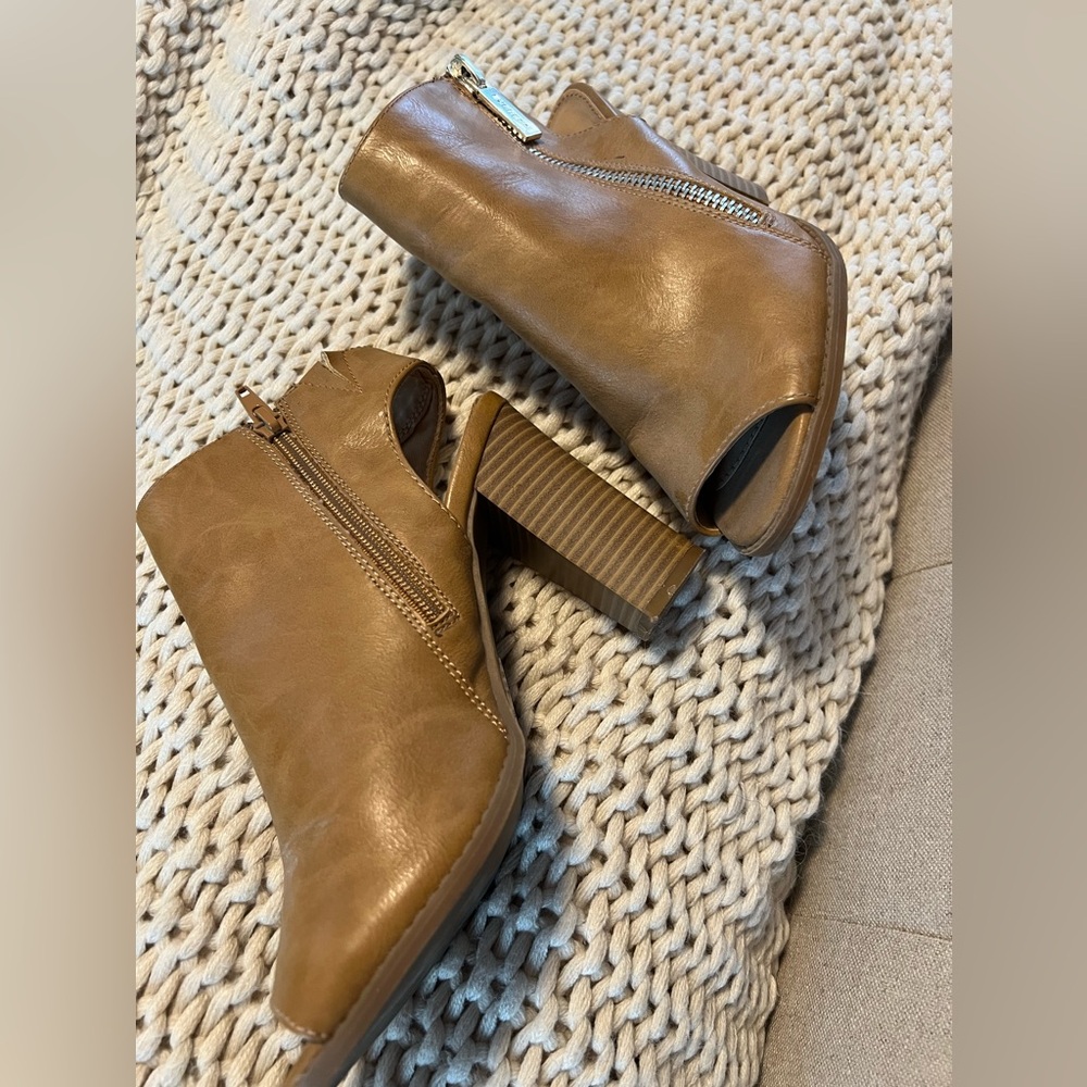 Express booties